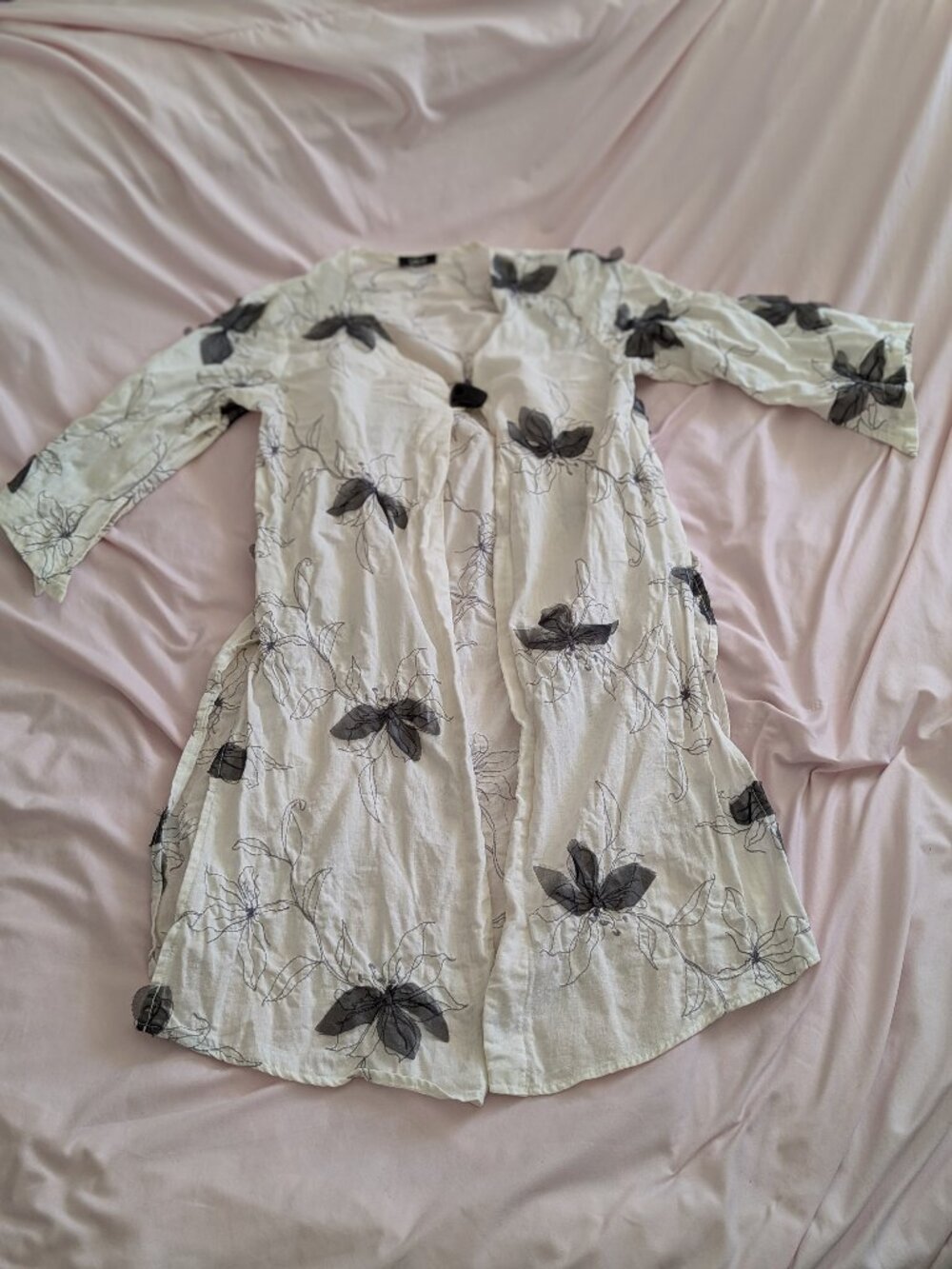 Lace White Floral Embroidered Long Cardigan
